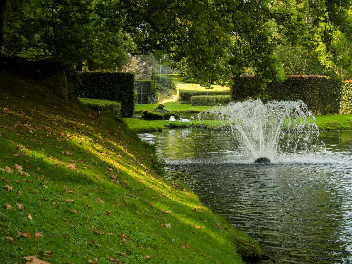 Au Fond Du Jardin Hotel Profondeville Buitenkant foto